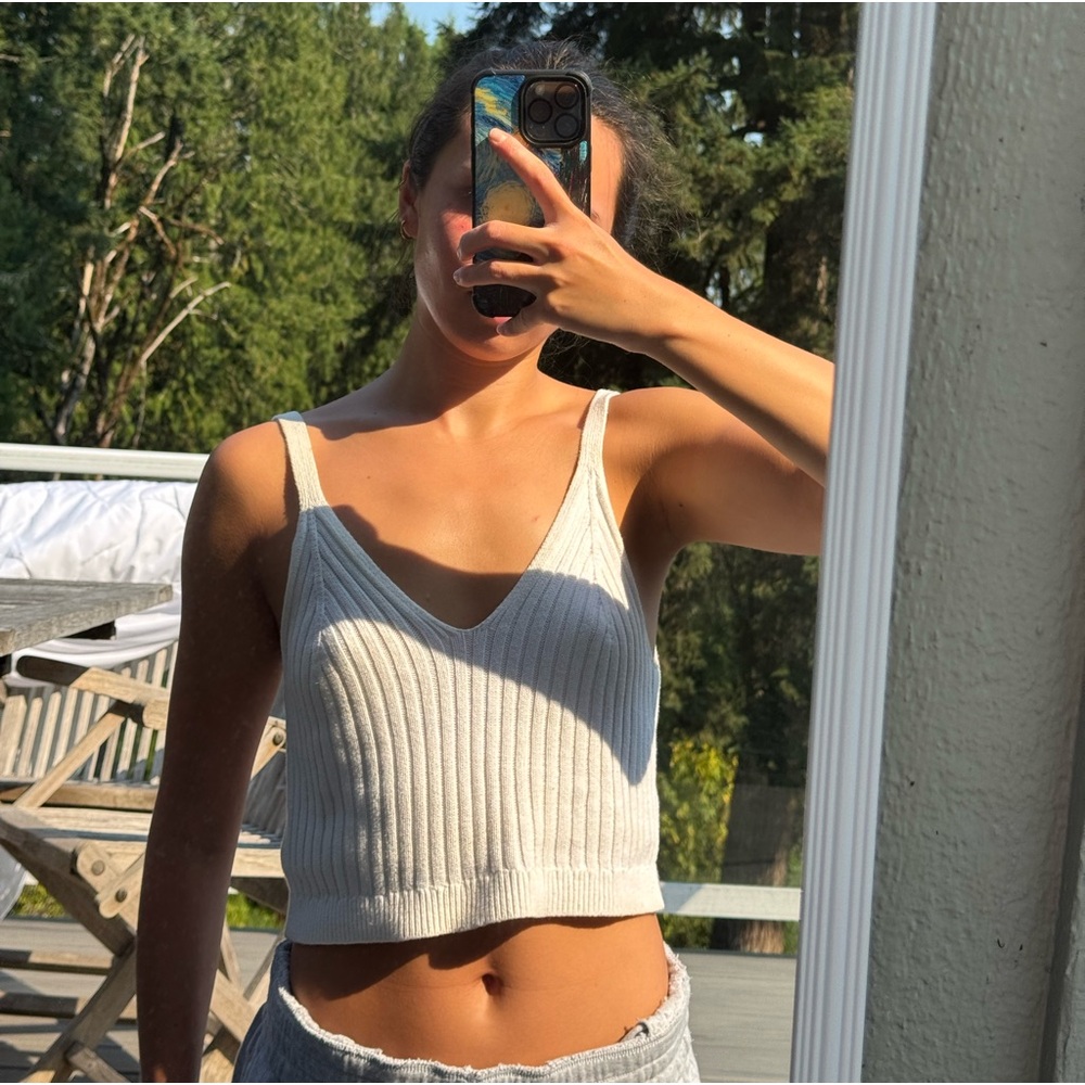 Knitted tank